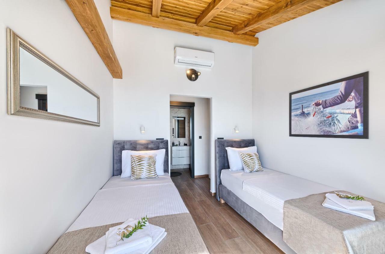 Golden Haven Villa Murter Exterior photo